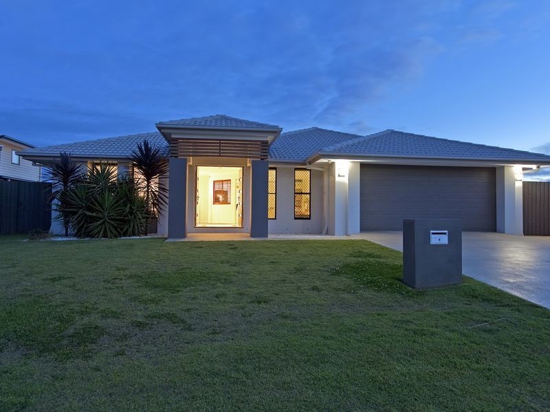 4 Nadine Crescent, Thornlands QLD 4164