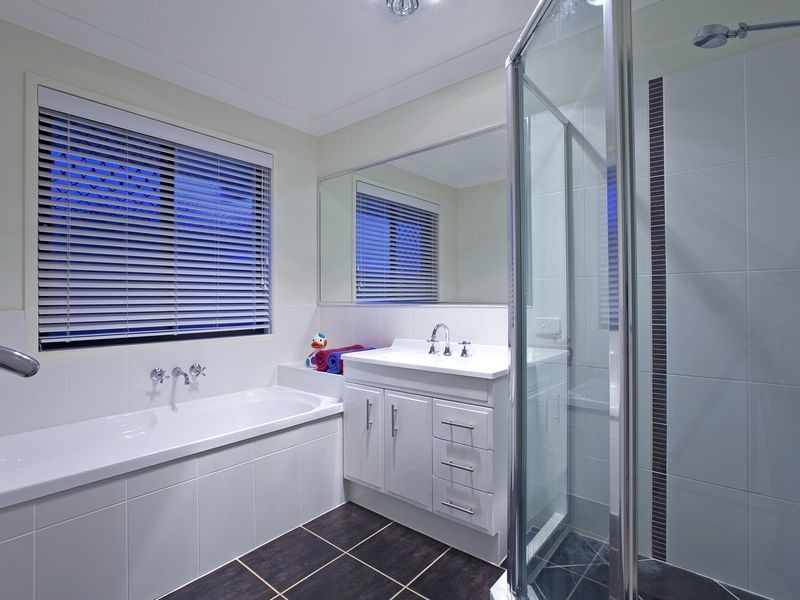 4 Nadine Crescent, Thornlands QLD 4164