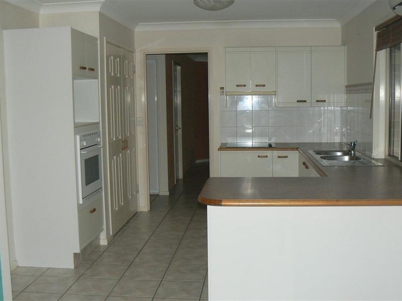 4 Bloodwood Court, Mount Cotton QLD 4165