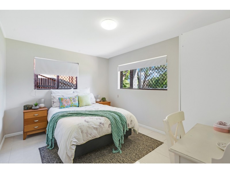 63 Island Street, Cleveland QLD 4163