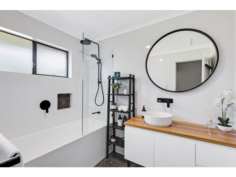 63 Island Street, Cleveland QLD 4163