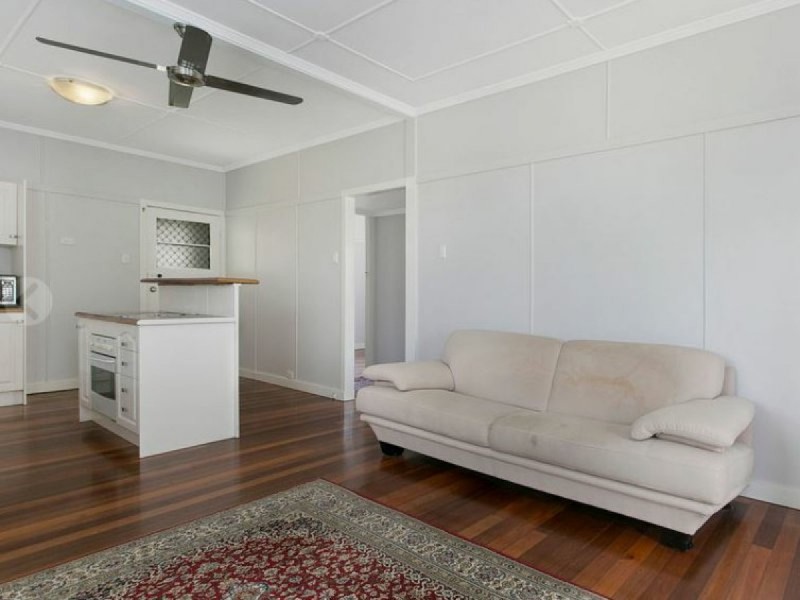 39 Faine Street, Manly West QLD 4179