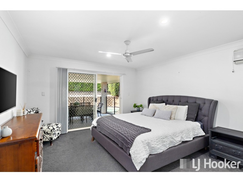 19 Daydream Street, Redland Bay QLD 4165