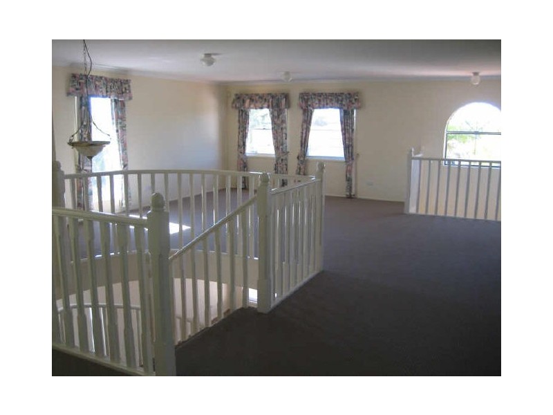 9 Nautilus Drive, Ormiston QLD 4160