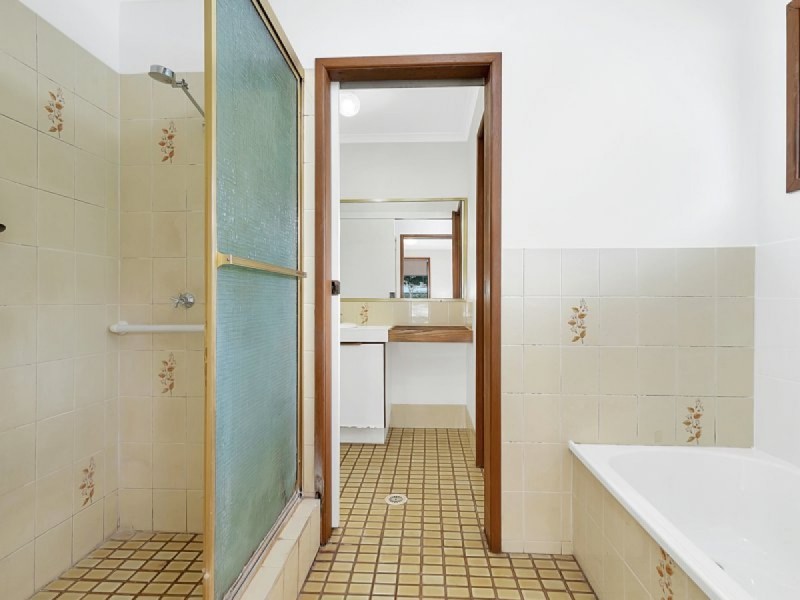 163 Middle Street, Cleveland QLD 4163