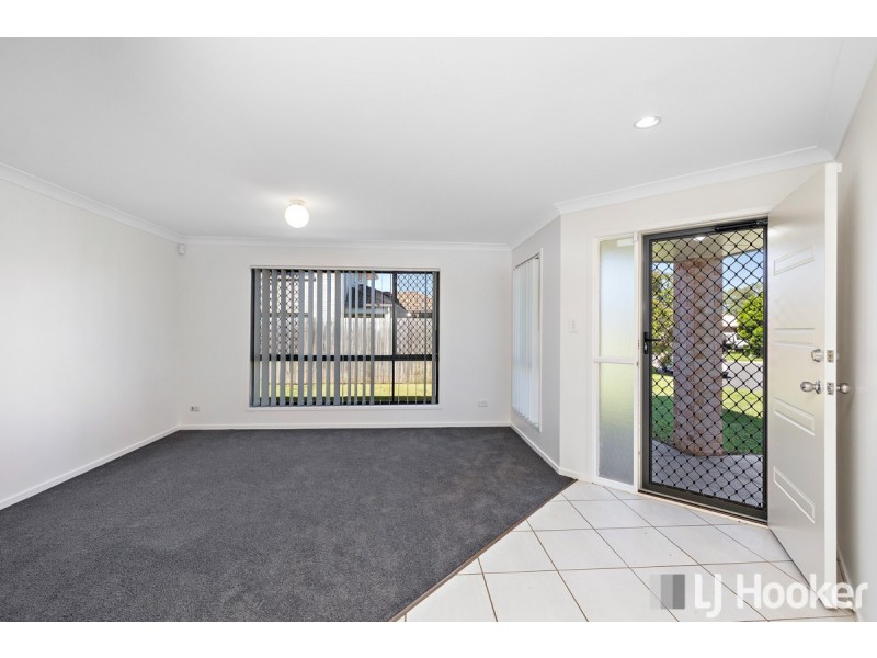 7 Lizard Place, Redland Bay QLD 4165