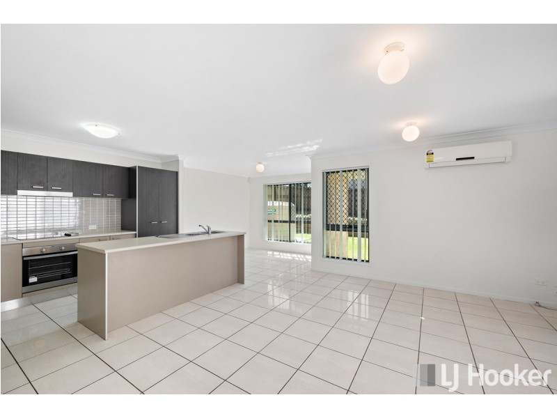 7 Lizard Place, Redland Bay QLD 4165