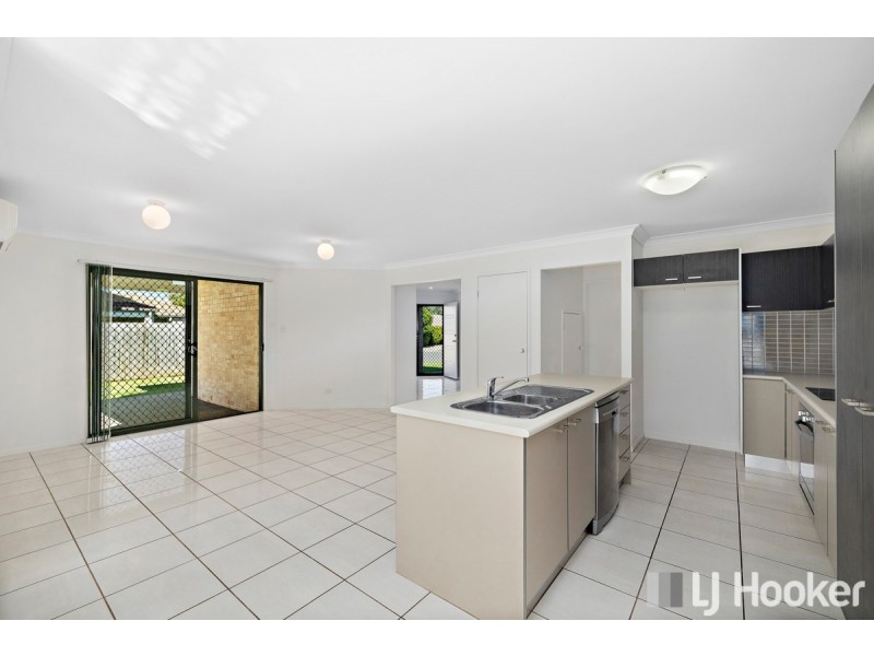 7 Lizard Place, Redland Bay QLD 4165