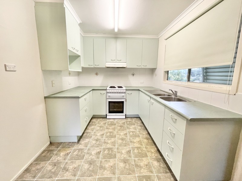 33 Lake View Drive, Thornlands QLD 4164