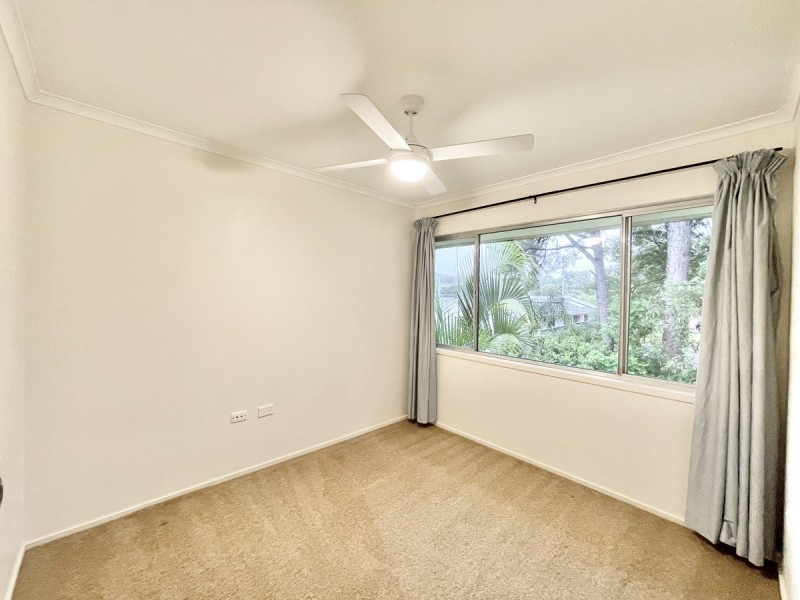 33 Lake View Drive, Thornlands QLD 4164