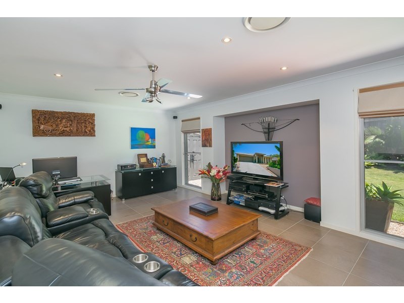 24 Carlingford Drive, Thornlands QLD 4164