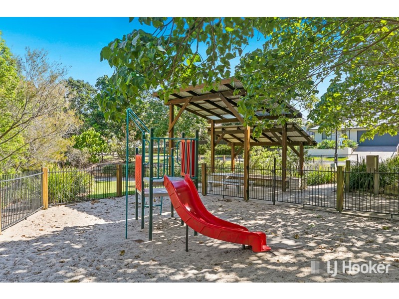 24 Carlingford Drive, Thornlands QLD 4164