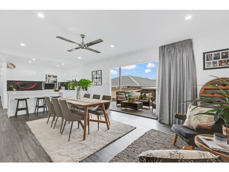 1 Bonniebrae Street, Wynnum West QLD 4178