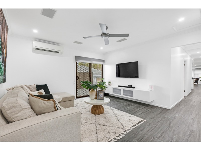 1 Bonniebrae Street, Wynnum West QLD 4178