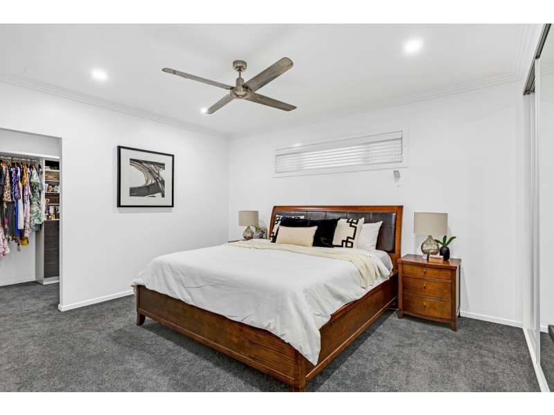 1 Bonniebrae Street, Wynnum West QLD 4178