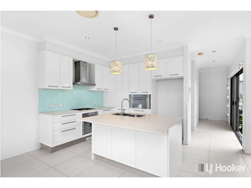 16/92-94 Sturgeon Street, Ormiston QLD 4160