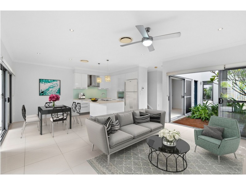 16/92-94 Sturgeon Street, Ormiston QLD 4160