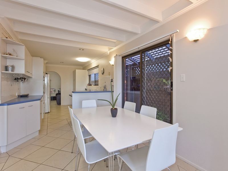 27 Mooroondu Road, Thorneside QLD 4158