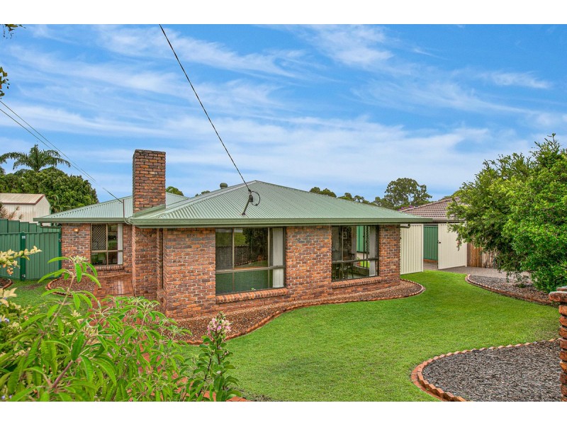 13 Mill Street, Redland Bay QLD 4165