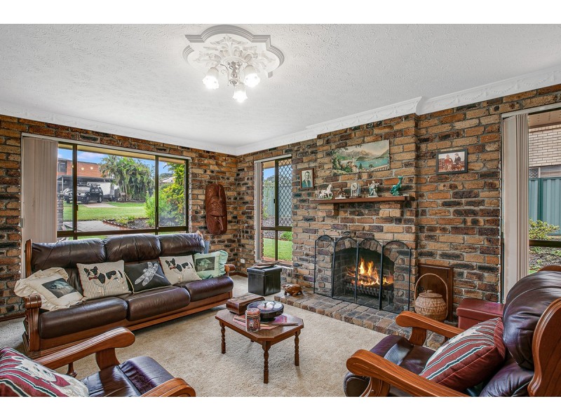 13 Mill Street, Redland Bay QLD 4165