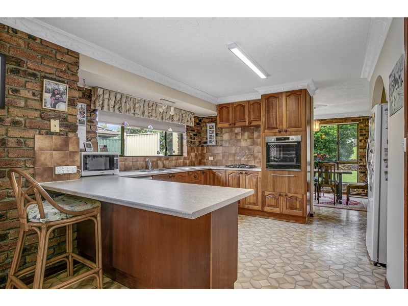 13 Mill Street, Redland Bay QLD 4165