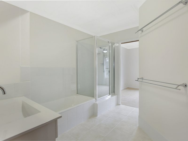 18/11 Wharf Street, Cleveland QLD 4163