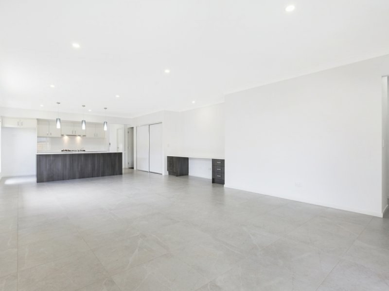 73 Swansea Circuit, Redland Bay QLD 4165