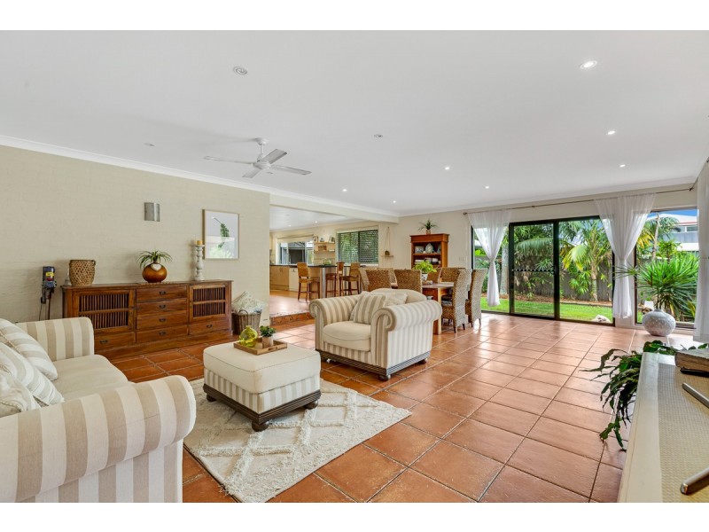 56 Lawn Terrace, Capalaba QLD 4157