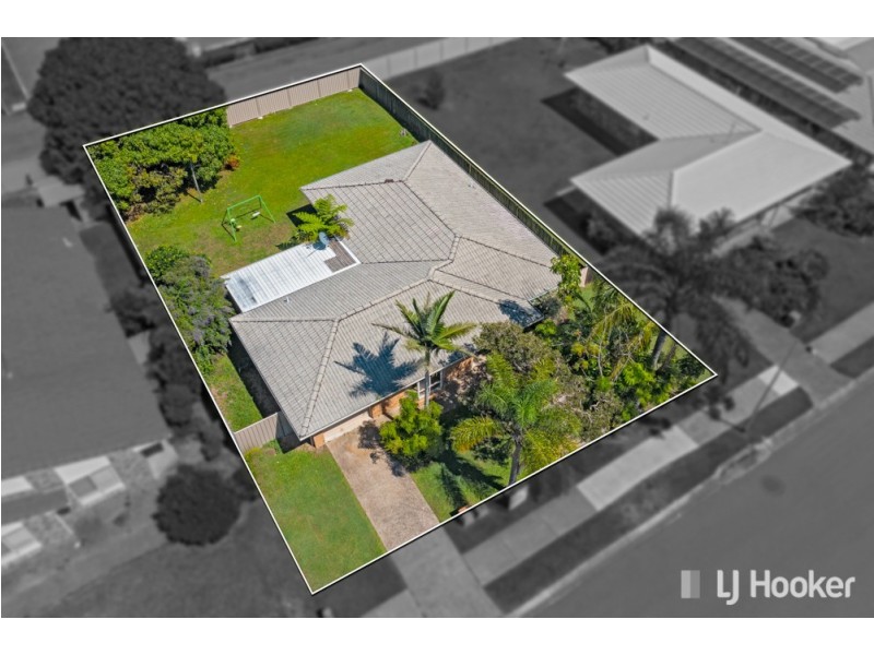 9 Poinciana Avenue, Victoria Point QLD 4165