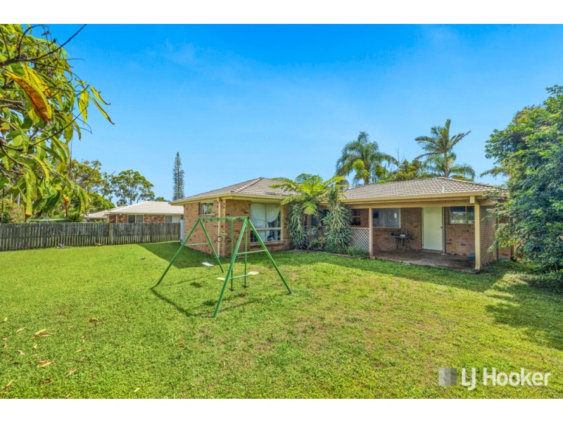 9 Poinciana Avenue, Victoria Point QLD 4165