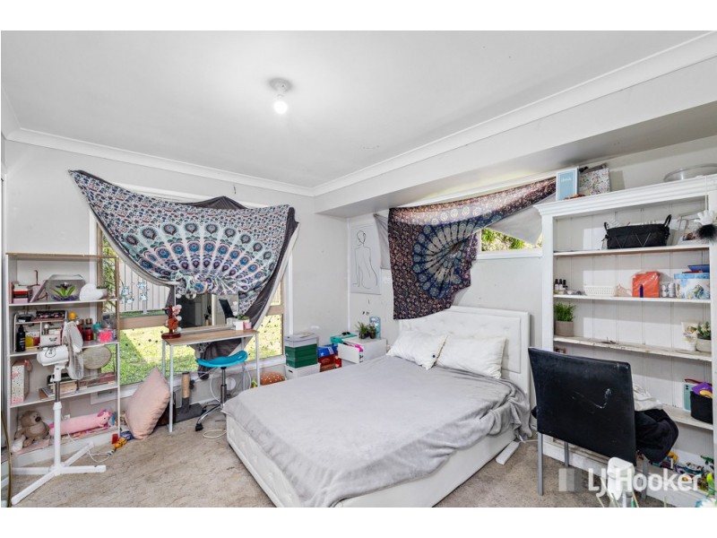 9 Poinciana Avenue, Victoria Point QLD 4165