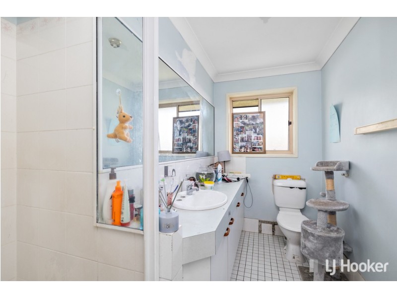 9 Poinciana Avenue, Victoria Point QLD 4165