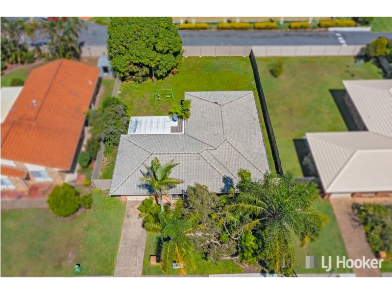 9 Poinciana Avenue, Victoria Point QLD 4165