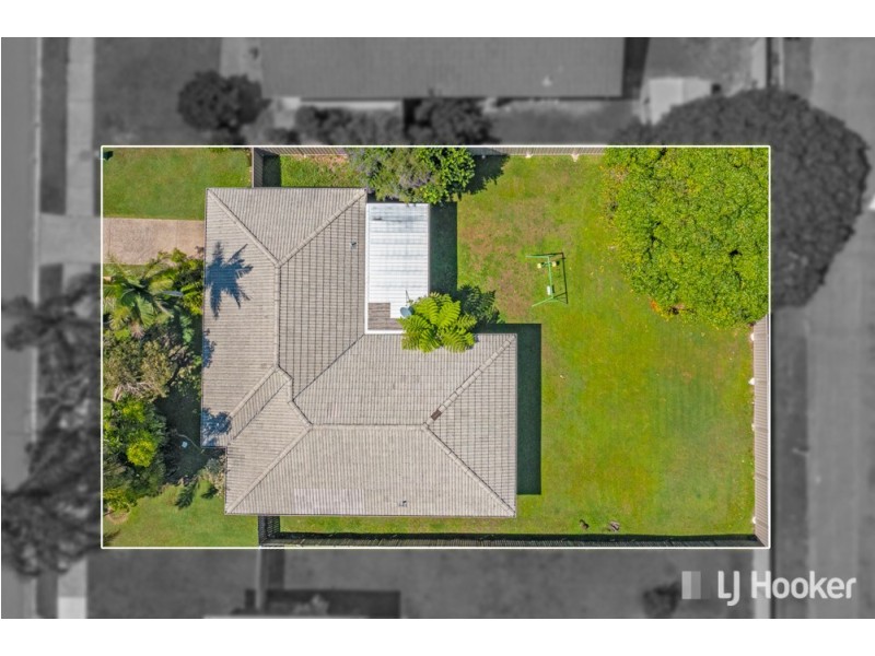 9 Poinciana Avenue, Victoria Point QLD 4165