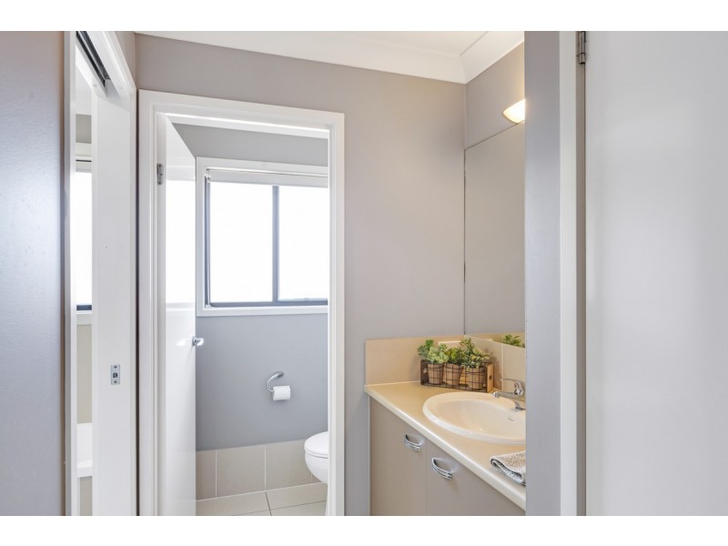 8 Grosgrain Court, Mount Cotton QLD 4165