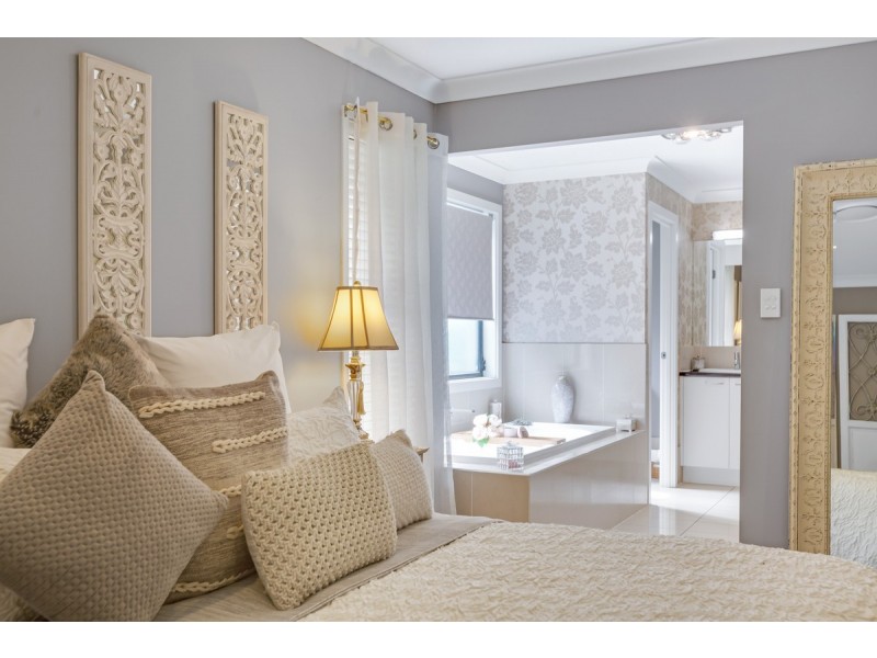 8 Grosgrain Court, Mount Cotton QLD 4165