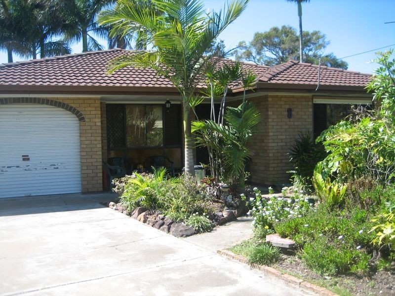 8 Brett Road, Victoria Point QLD 4165