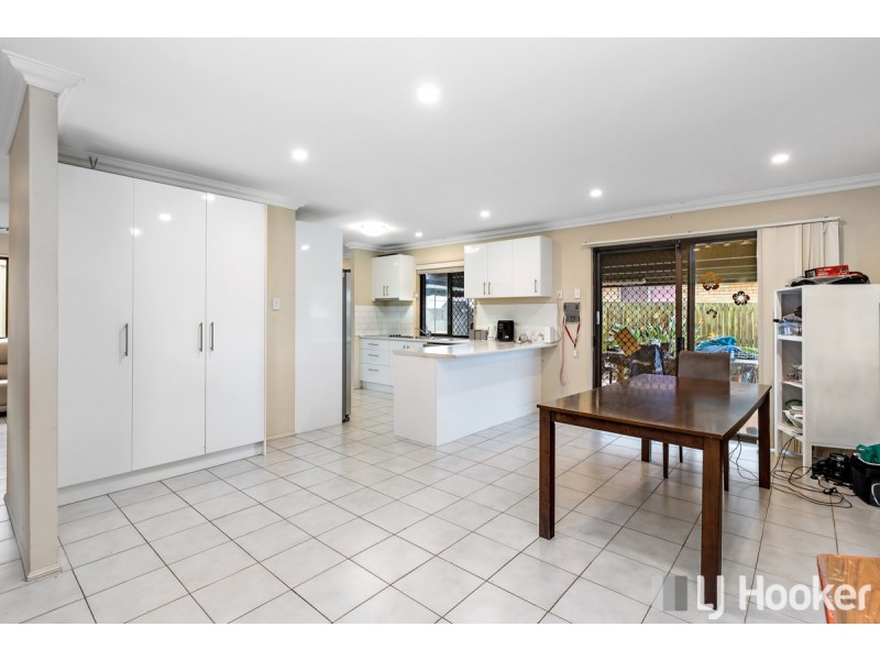 20 Poinciana Avenue, Victoria Point QLD 4165