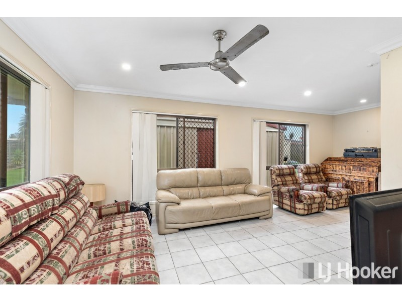 20 Poinciana Avenue, Victoria Point QLD 4165