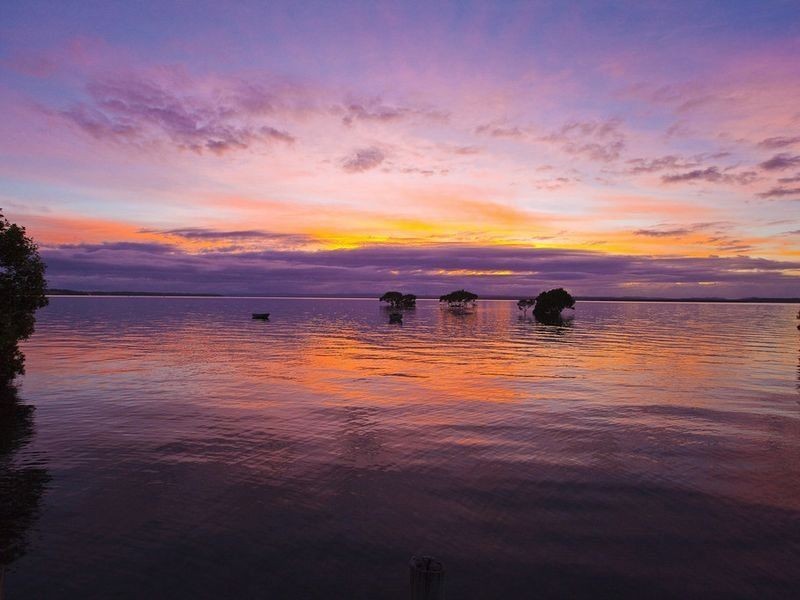 18 Broadwater Terrace, Redland Bay QLD 4165