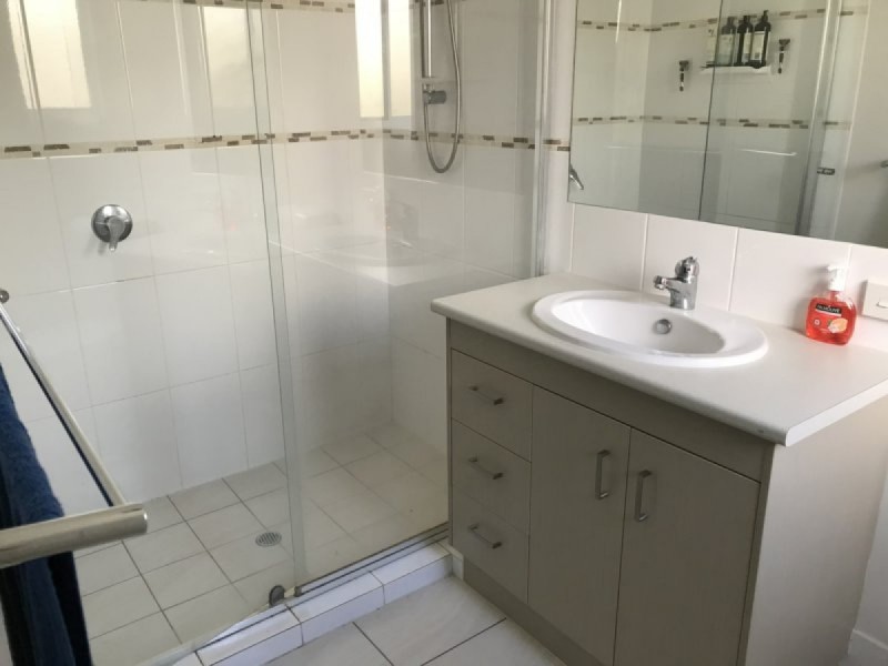 6/9 Pistachio Court, Birkdale QLD 4159