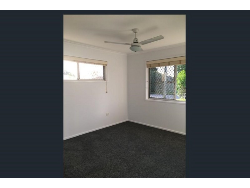 12 Linda Street, Birkdale QLD 4159