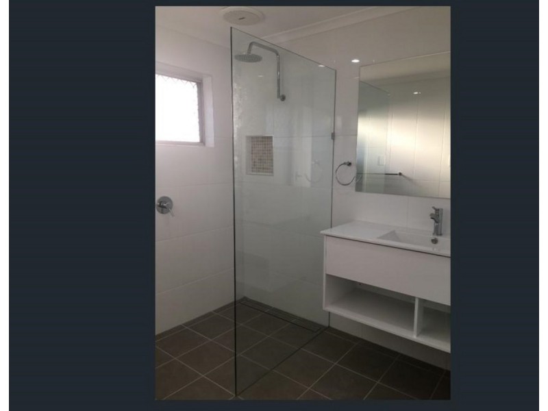 12 Linda Street, Birkdale QLD 4159