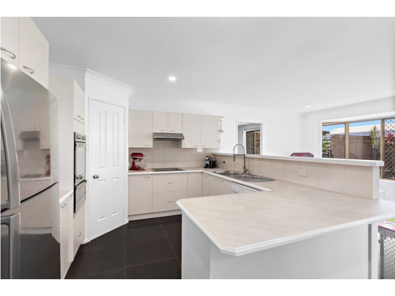 12 Serina Street, Capalaba QLD 4157