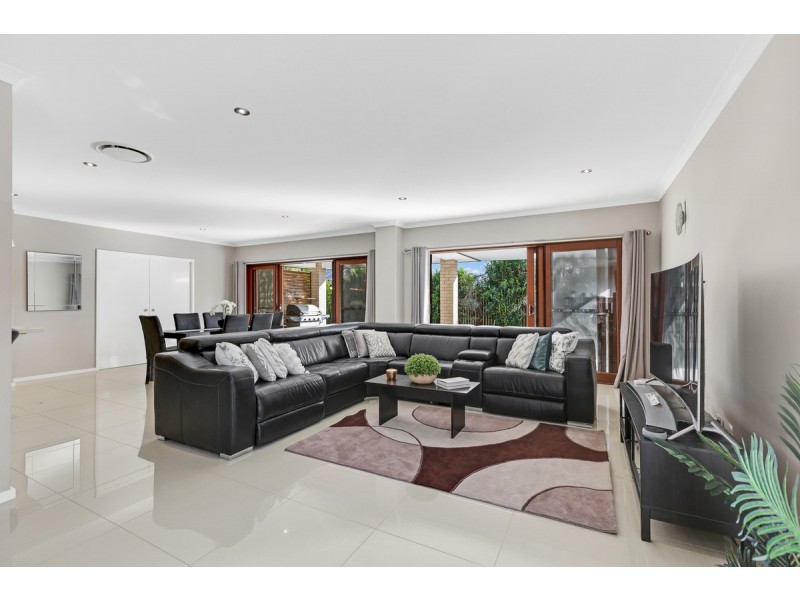 4 Tuckeroo Street, Thornlands QLD 4164