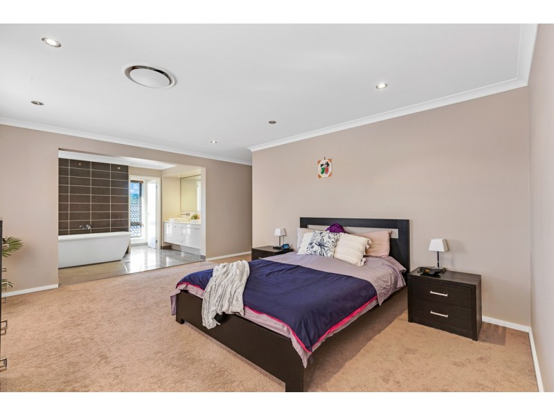 4 Tuckeroo Street, Thornlands QLD 4164