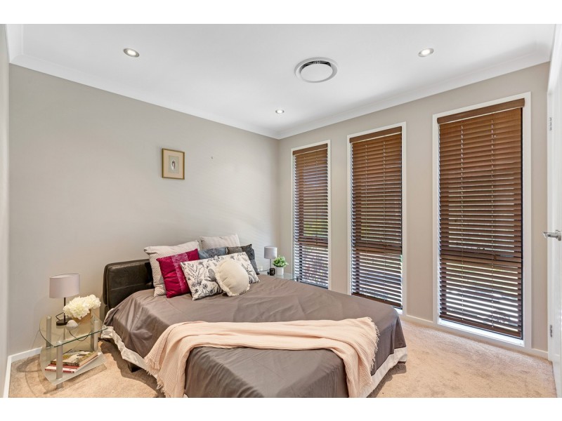 4 Tuckeroo Street, Thornlands QLD 4164