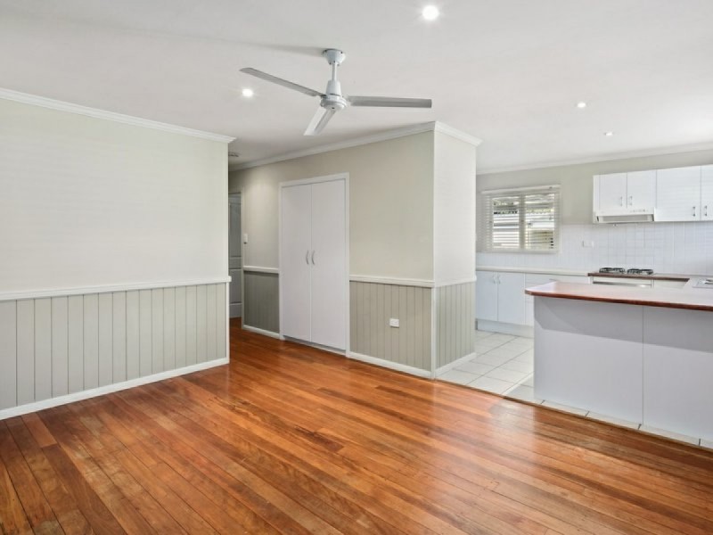 151 Redland Bay Road, Capalaba QLD 4157