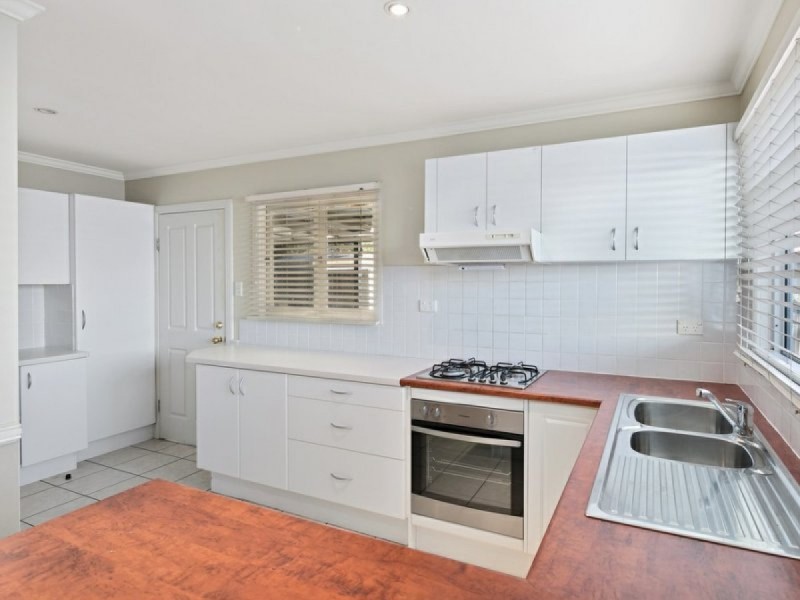 151 Redland Bay Road, Capalaba QLD 4157