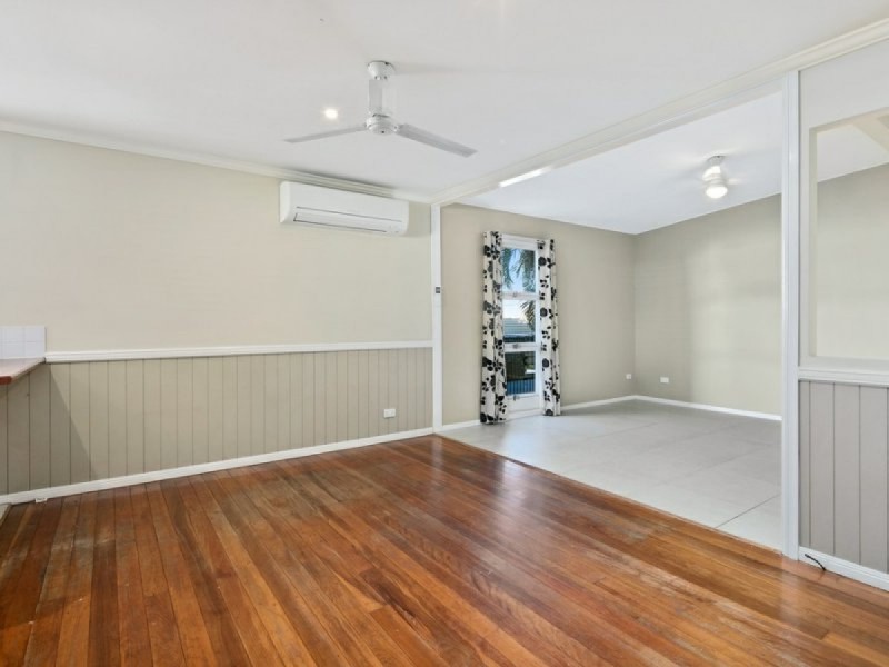 151 Redland Bay Road, Capalaba QLD 4157